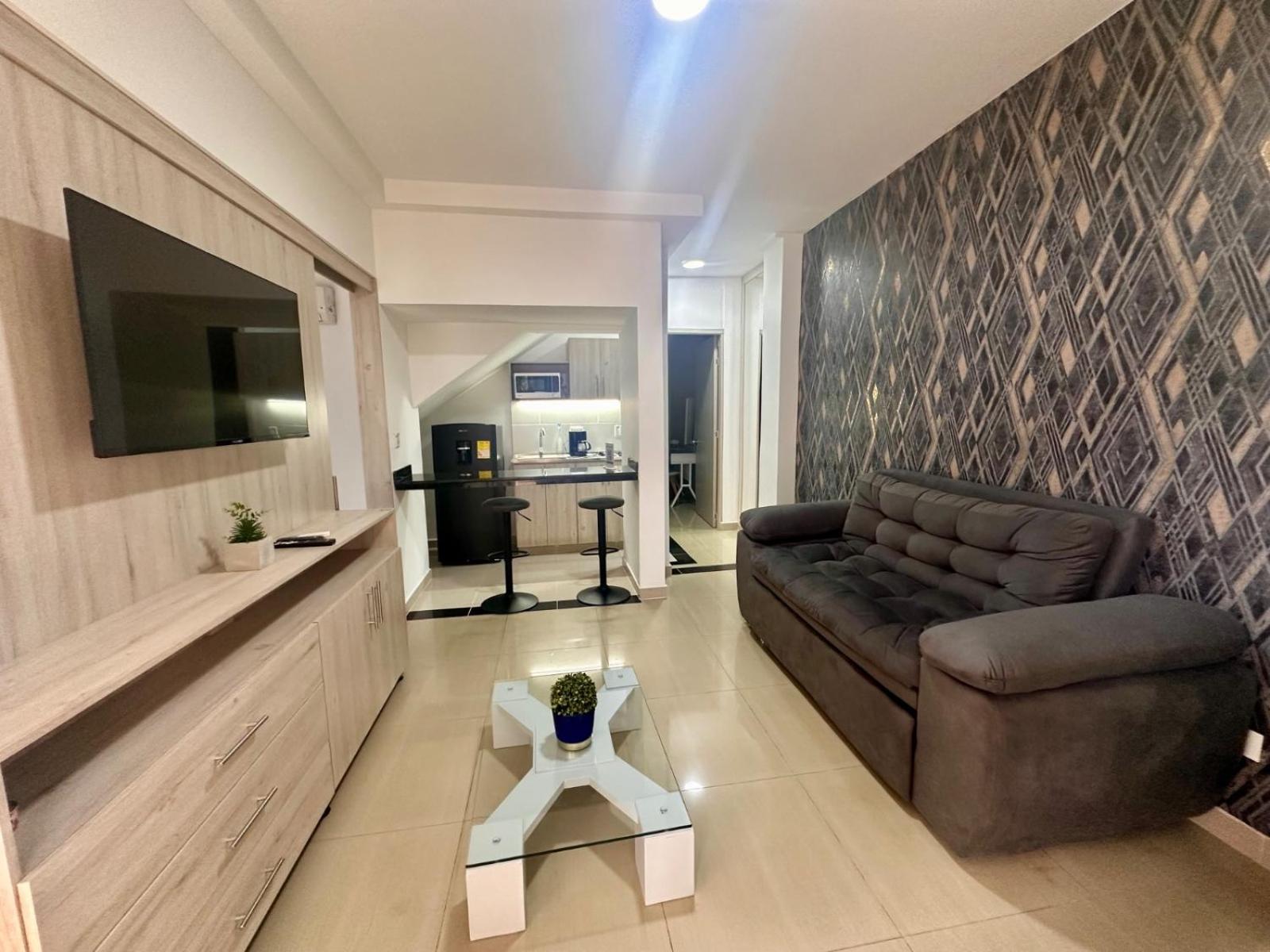 On Apartasuites Cali Bagian luar foto