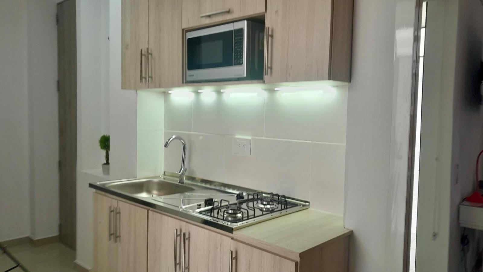 On Apartasuites Cali Bagian luar foto