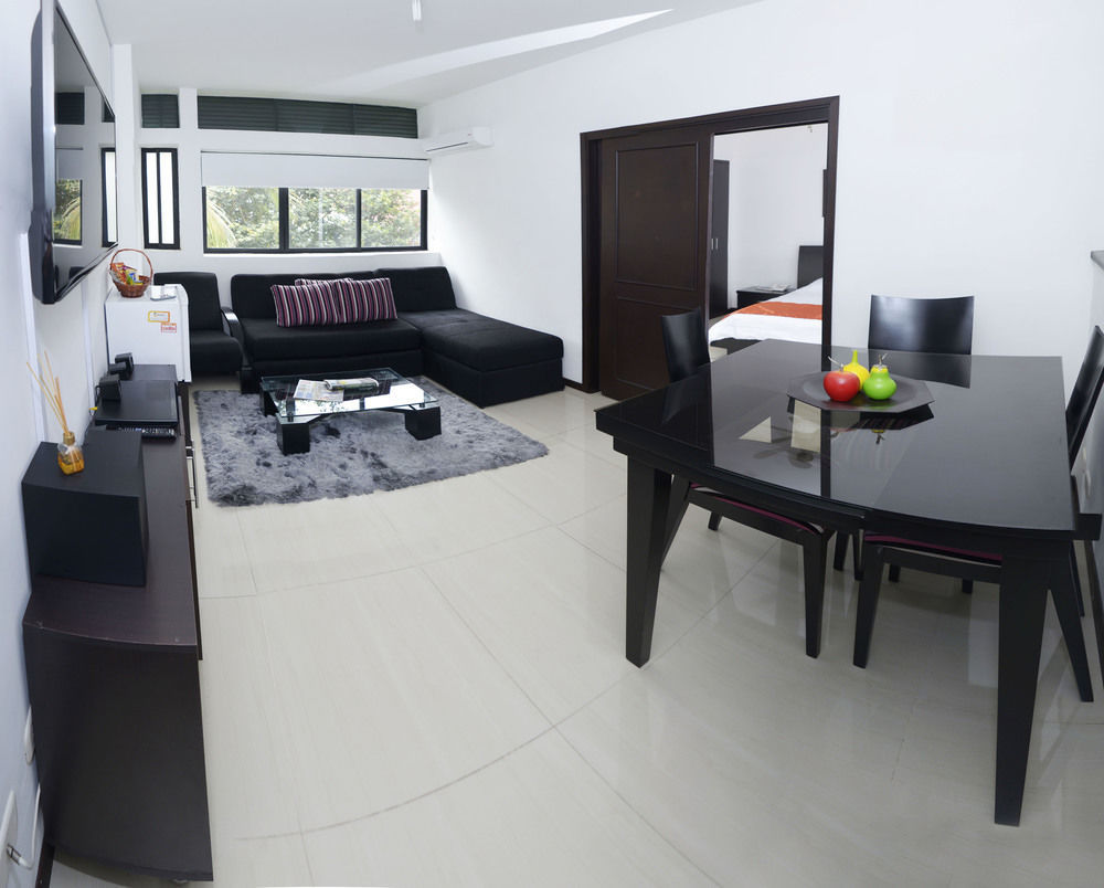On Apartasuites Cali Bagian luar foto